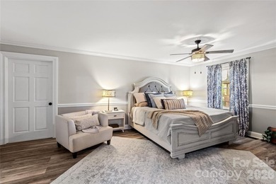 Welcome to a truly rare luxury estate set on over 3 acres - photo 14