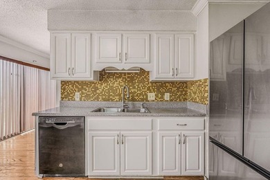 Opportunity awaits in the heart of Shalimar! This AS-IS property - photo 16
