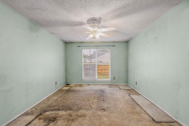 Opportunity awaits in the heart of Shalimar! This AS-IS property - photo 24