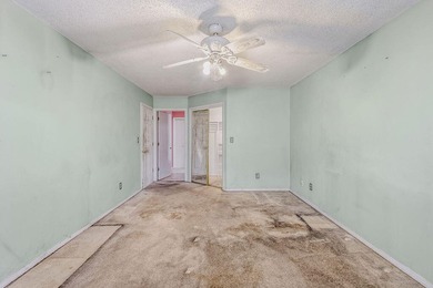 Opportunity awaits in the heart of Shalimar! This AS-IS property - photo 25