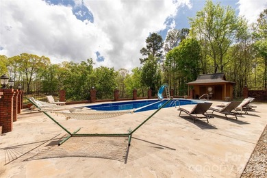 Welcome to a truly rare luxury estate set on over 3 acres - photo 43