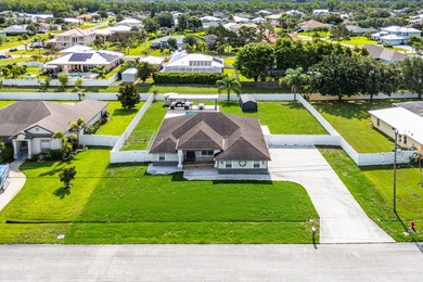 Elevated South Florida living in well appointed 3BR/2BA/2CG pool - photo 6