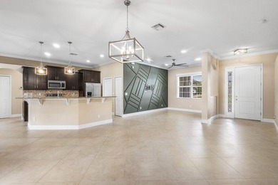 Elevated South Florida living in well appointed 3BR/2BA/2CG pool - photo 10
