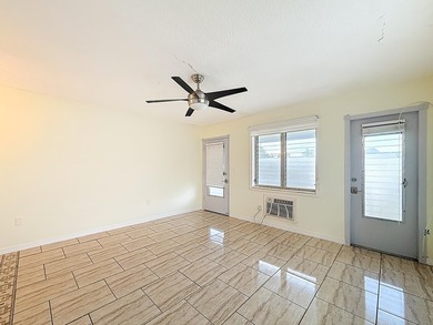 Bright Corner Unit in Golden Towers - 55+ Community. This - photo 20