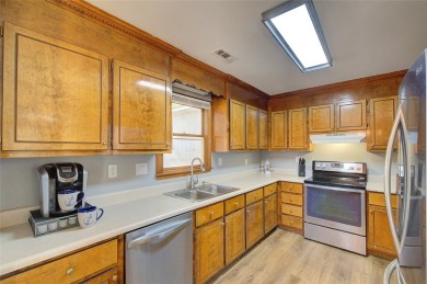 Welcome to 103 Creek Dr, Easley! This 3-bedroom, 2.5-bath home