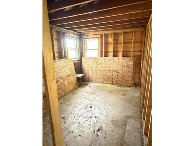 Handyman Special in a Prime Hubbard Lake Location! Don't miss - photo 8
