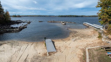 Enjoy the best of everything with wide open Sebago Lake views - photo 9