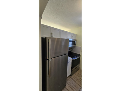 Bright Corner Unit in Golden Towers - 55+ Community. This - photo 29