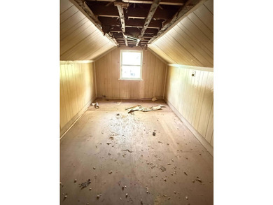 Handyman Special in a Prime Hubbard Lake Location! Don't miss - photo 9