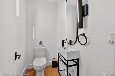 Check out this 2bd 2.5 bath Condo discover the epitome of urban - photo 32
