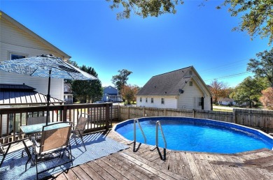 Welcome to 103 Creek Dr, Easley! This 3-bedroom, 2.5-bath home