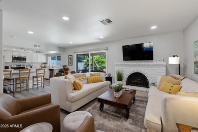 BACK ON MARKET! This immaculate 3 bedroom/2 bath home in - photo 1