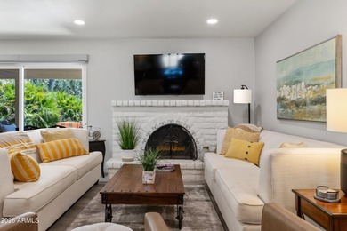 BACK ON MARKET! This immaculate 3 bedroom/2 bath home in - photo 3