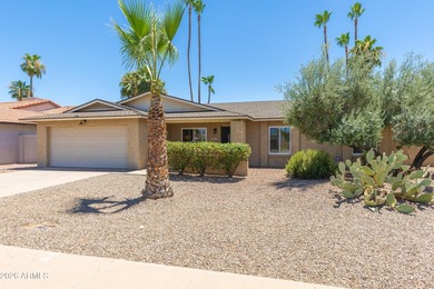 BACK ON MARKET! This immaculate 3 bedroom/2 bath home in - photo 7