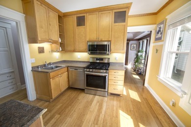 Rare opportunity to own a charming Shorewood bungalow featuring - photo 21