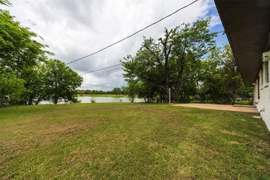 A rare opportunity to own a Lake home where your backyard - photo 26
