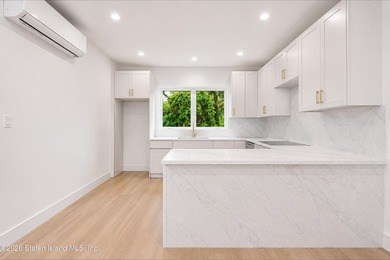 Welcome to 20 Creston Place, a stunning new construction - photo 31