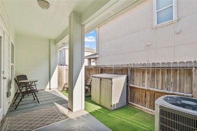 LUXURY COASTAL LIVING: 4BD/3.5BA, STEPS FROM THE SHORE (FULLY - photo 36