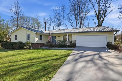 Sellers are motivated! Welcome to 279 River Drive Estates in - photo 38