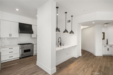 Welcome to your sanctuary in the sky. Perched on the third floor - photo 12