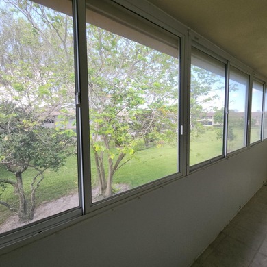 Spectacular open concept 1 bedroom 1.5 bath. This condo is in a - photo 17