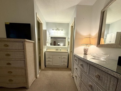 Welcome to this charming villa-style 1 bedroom, 1.5 bath condo - photo 19