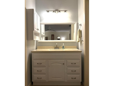 Welcome to this charming villa-style 1 bedroom, 1.5 bath condo - photo 20
