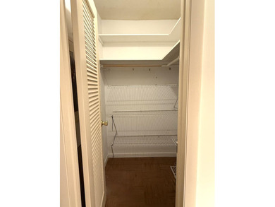 Welcome to this charming villa-style 1 bedroom, 1.5 bath condo - photo 21
