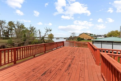Tucked inside a sought-after gated community, this waterfront - photo 28