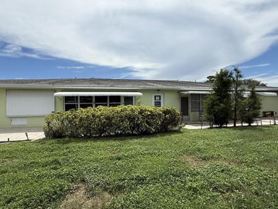 Welcome to this charming villa-style 1 bedroom, 1.5 bath condo - photo 28