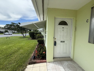 Welcome to this charming villa-style 1 bedroom, 1.5 bath condo - photo 31