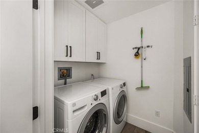 Welcome to your sanctuary in the sky. Perched on the third floor - photo 32