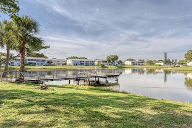Spectacular open concept 1 bedroom 1.5 bath. This condo is in a - photo 34