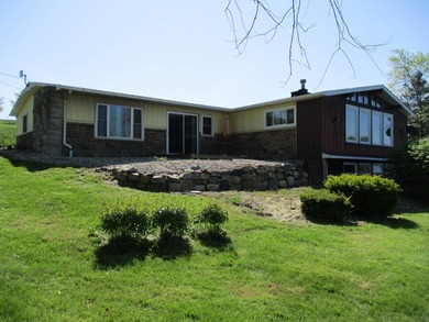 Beautiful Pond View Setting! This home features an additional - photo 3