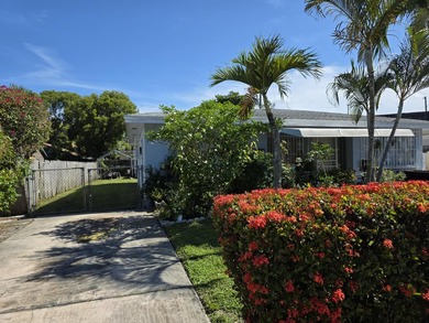 Don't miss this rare opportunity to own a 3 bedroom, 2 bathroom - photo 3