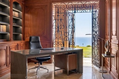 Exceptionally designed Mediterranean living experience defined - photo 20