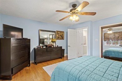 Beautiful move-in condition 2-bedroom, 2-bath home located on a - photo 11