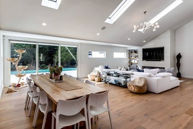 This contemporary Hamptons escape on 2 acres in the heart of - photo 11