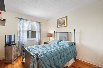 Beautiful move-in condition 2-bedroom, 2-bath home located on a - photo 15