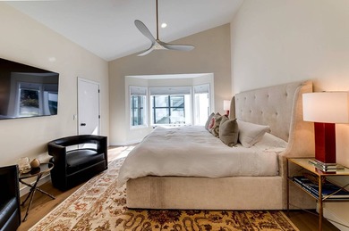 This contemporary Hamptons escape on 2 acres in the heart of - photo 19