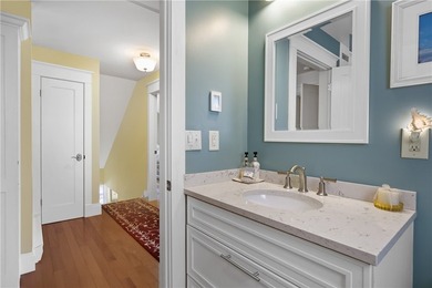 This stunning 3-bedroom, 2.5-bathroom home offers the ultimate - photo 21