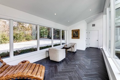 This contemporary Hamptons escape on 2 acres in the heart of - photo 23