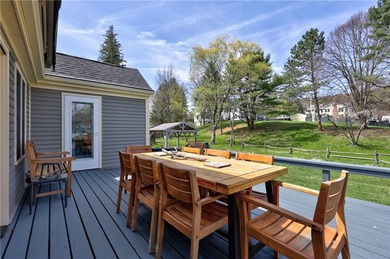 This stunning 3-bedroom, 2.5-bathroom home offers the ultimate - photo 26