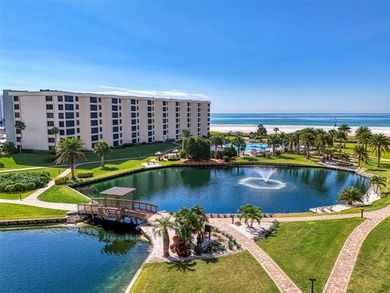 (private lake, pond, creek) Condo For Sale in Sarasota Florida