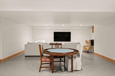 No CCRs No compromises. This Sun Valley compound sits on 1+ acre - photo 36