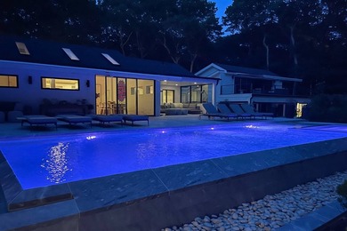 This contemporary Hamptons escape on 2 acres in the heart of - photo 37