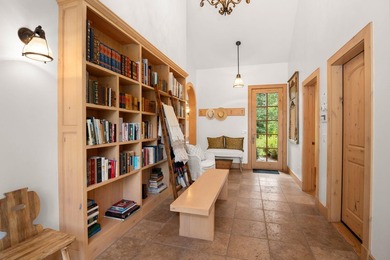 No CCRs No compromises. This Sun Valley compound sits on 1+ acre - photo 38