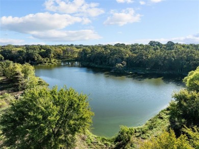 Lake Fork Acreage For Sale in Yantis Texas