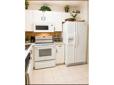 Stunning corner Townhome in Weitzer Serena Lakes featuring - photo 9