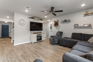 ASSUMABLE 4.25% RATE! The perfect home for a growing family in - photo 7